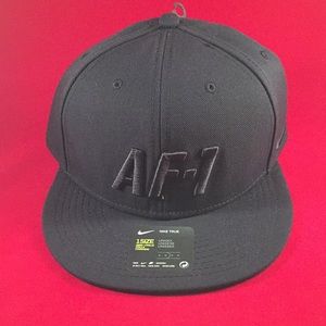 Black Nike AF-1 snap back hat